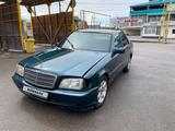 Mercedes-Benz C 180 1995 года за 1 350 000 тг. в Кокшетау – фото 2