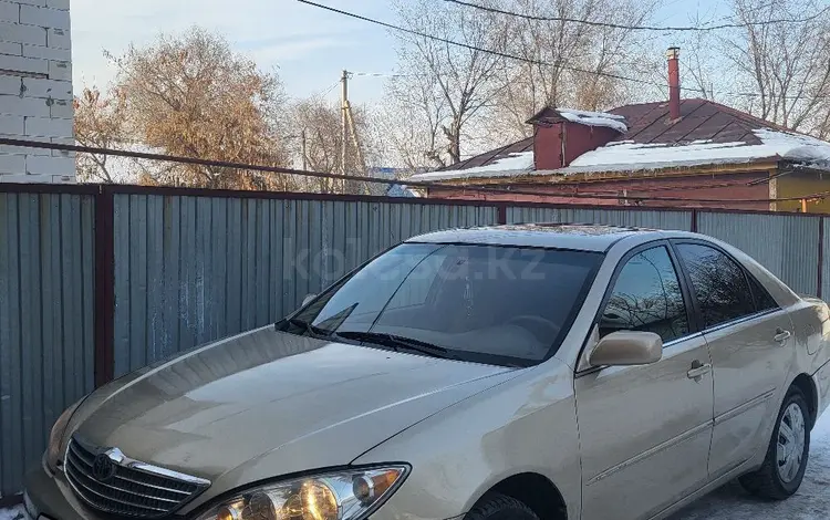 Toyota Camry 2004 года за 5 500 000 тг. в Актобе