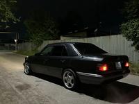 Mercedes-Benz E 280 1995 годаүшін2 400 000 тг. в Алматы