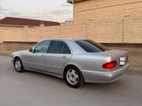 Mercedes-Benz E 320 1999 годаfor3 400 000 тг. в Кызылорда – фото 2