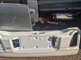 Крышка багажника Lexus LX-470 нижняяүшін98 000 тг. в Актобе – фото 2