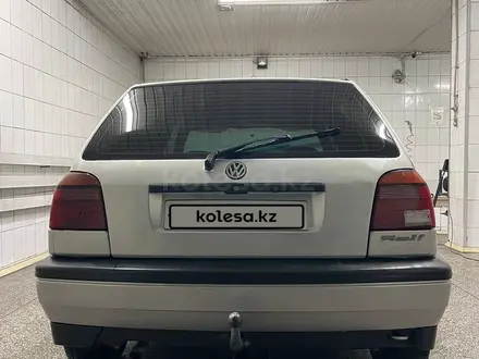Volkswagen Golf 1994 года за 1 000 000 тг. в Есик – фото 19