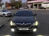 Skoda Superb 2014 годаүшін8 000 000 тг. в Алматы