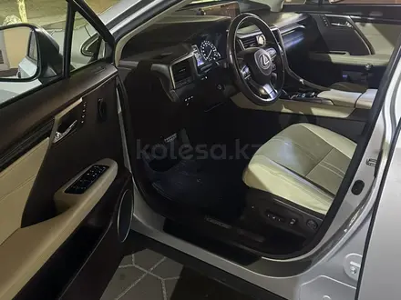 Lexus RX 450h 2019 года за 19 000 000 тг. в Алматы – фото 12