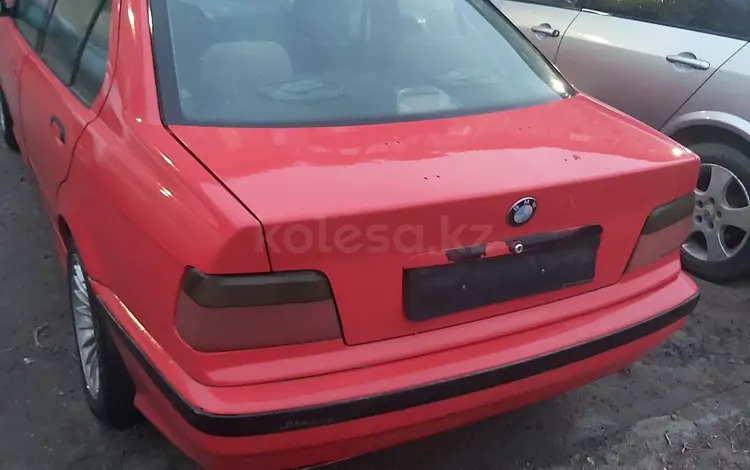 BMW 318 1996 годаүшін850 000 тг. в Атырау