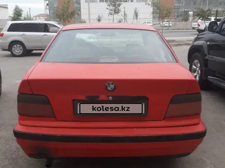 BMW 318 1996 года за 850 000 тг. в Атырау – фото 6