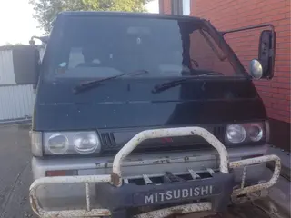 Mitsubishi Delica