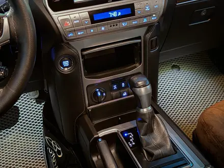 Toyota Land Cruiser Prado 2020 года за 28 000 000 тг. в Алматы – фото 17
