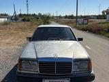 Mercedes-Benz E 230 1992 года за 650 000 тг. в Шымкент