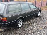 Volkswagen Passat 1991 года за 1 950 000 тг. в Караганда – фото 4