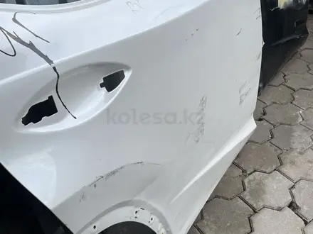 Двери на Lexus RX 200 T, лексус RX 200 T за 50 000 тг. в Караганда – фото 3