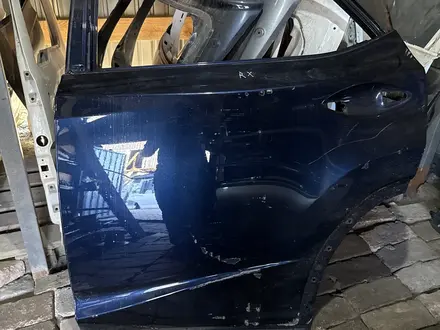 Двери на Lexus RX 200 T, лексус RX 200 T за 50 000 тг. в Караганда