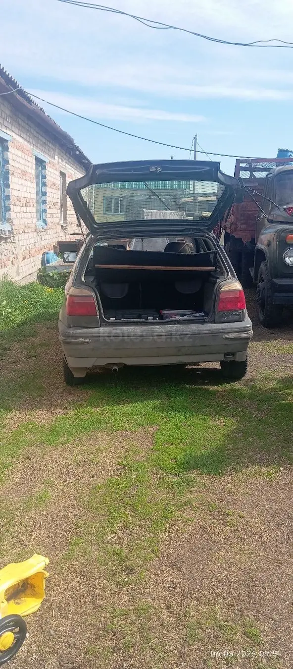 Volkswagen Golf, 1993