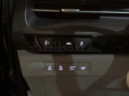 Kia Carnival 2022 года за 23 000 000 тг. в Алматы – фото 26