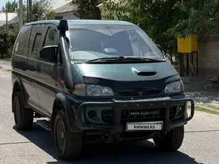 Mitsubishi Delica