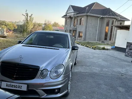 Mercedes-Benz E 500 2003 года за 6 500 000 тг. в Шымкент