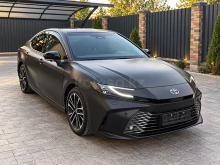 Toyota Camry 2026 года за 24 500 000 тг. в Алматы