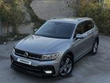 Volkswagen Tiguan 2017 года за 10 990 000 тг. в Костанай