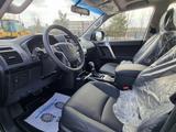 Toyota Land Cruiser Prado 2022 года за 35 000 000 тг. в Актобе – фото 5