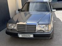 Mercedes-Benz E 230 1991 годаfor1 300 000 тг. в Туркестан