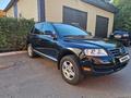 Volkswagen Touareg 2004 года за 5 700 000 тг. в Петропавловск – фото 2