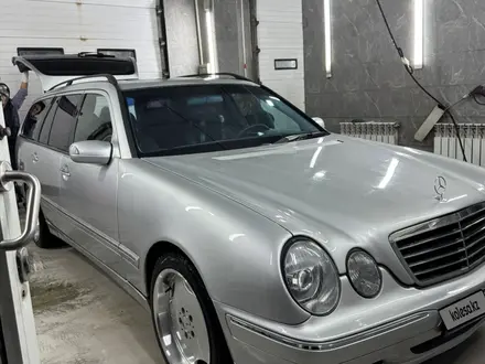 Mercedes-Benz E 320 2000 года за 5 500 000 тг. в Талдыкорган – фото 9