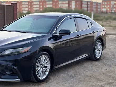 Toyota Camry 2021 года за 11 500 000 тг. в Кызылорда – фото 5