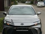 Toyota Camry 2025 года за 23 800 000 тг. в Алматы