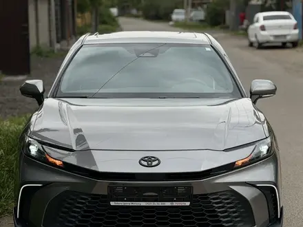 Toyota Camry 2025 года за 23 800 000 тг. в Алматы
