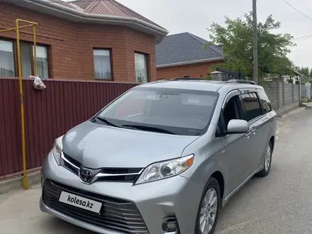 Toyota Sienna 2019 года за 15 500 000 тг. в Кызылорда