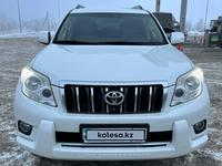 Toyota Land Cruiser Prado 2013 года за 16 800 000 тг. в Актобе