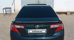 Toyota Camry 2014 года за 8 100 000 тг. в Кульсары – фото 4