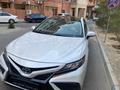 Toyota Camry 2021 года за 18 750 888 тг. в Актау – фото 13