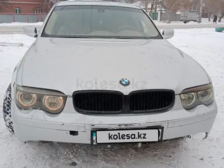 BMW 735 2004 года за 1 850 000 тг. в Караганда – фото 2