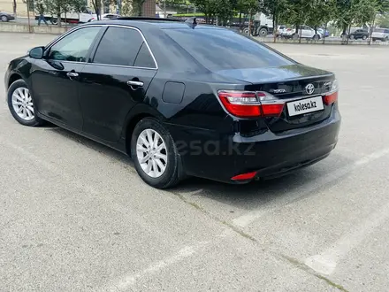 Toyota Camry 2017 года за 9 350 000 тг. в Шымкент – фото 4