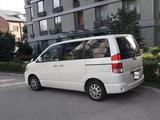 Toyota Noah 2006 годаfor8 500 000 тг. в Алматы – фото 2