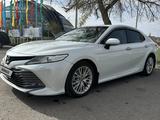 Toyota Camry 2018 года за 14 200 000 тг. в Астана – фото 5