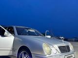 Mercedes-Benz E 430 2000 годаүшін5 400 000 тг. в Актау – фото 2