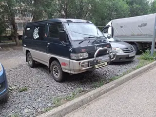 Mitsubishi Delica