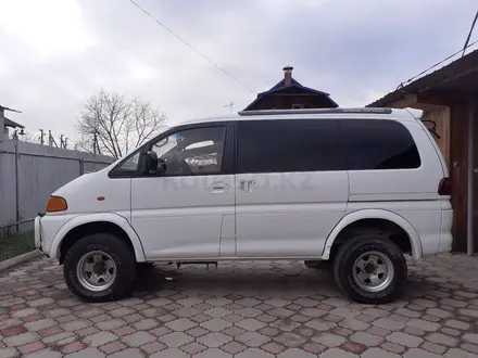 Mitsubishi Delica 1994 года за 3 700 000 тг. в Алматы