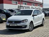 Volkswagen Polo 2017 года за 6 300 000 тг. в Актобе