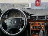 Mercedes-Benz E 220 1993 годаүшін2 200 000 тг. в Казалинск – фото 3