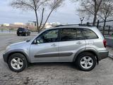 Toyota RAV4 2005 года за 6 000 000 тг. в Атырау – фото 4