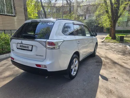 Mitsubishi Outlander 2013 года за 8 000 000 тг. в Алматы – фото 5