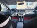 Hyundai Elantra 2017 годаүшін4 500 000 тг. в Атырау – фото 5