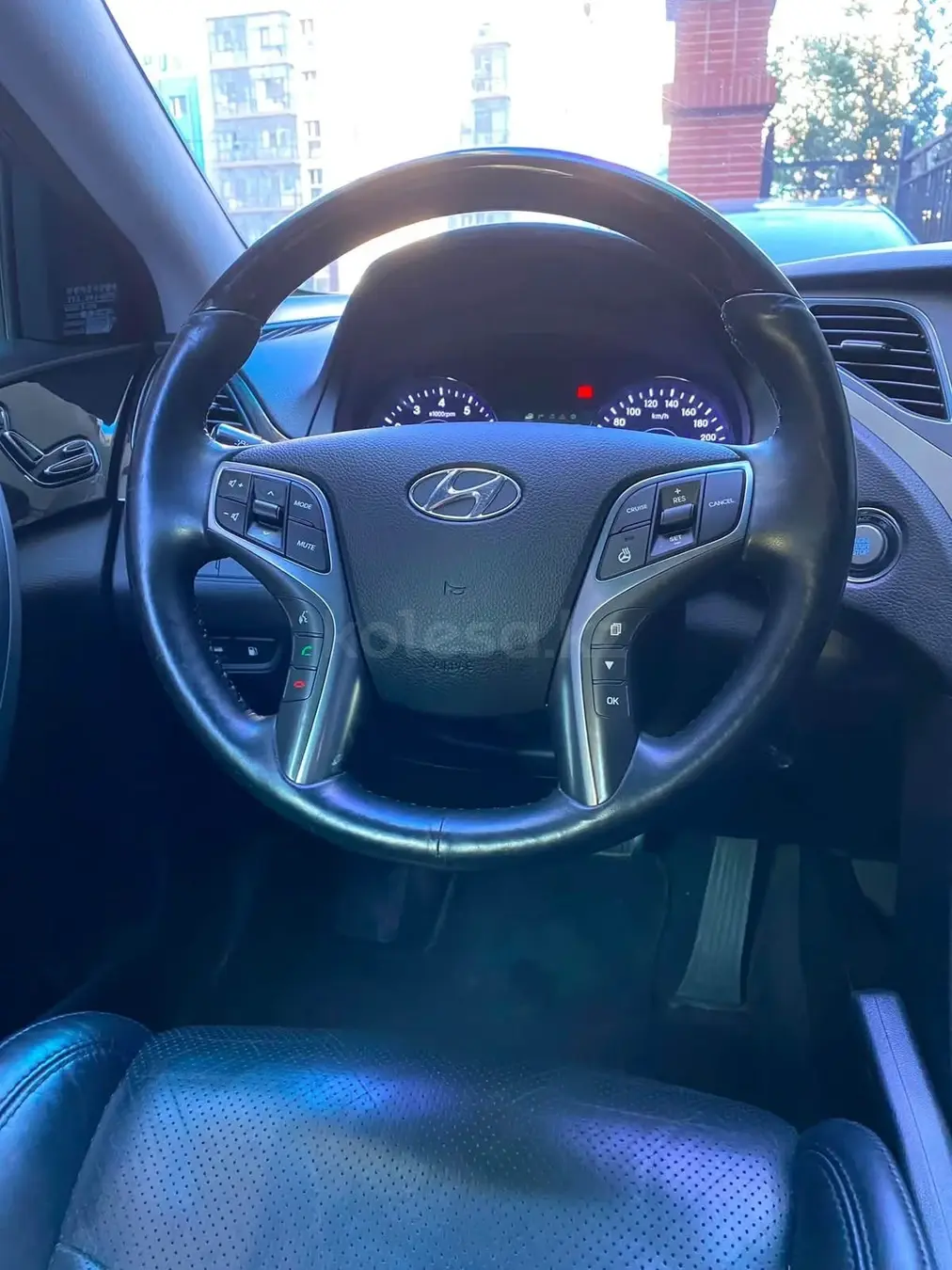 Hyundai Grandeur, 2015