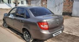 ВАЗ (Lada) Granta 2190 2015 годаүшін3 250 000 тг. в Усть-Каменогорск – фото 4