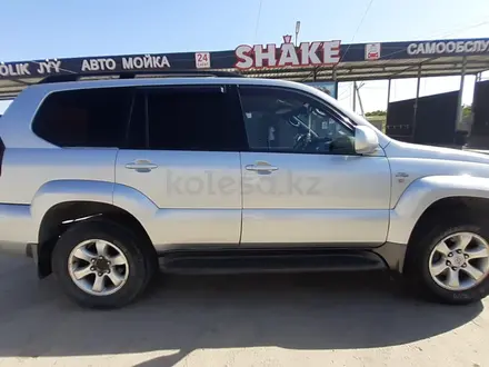 Toyota Land Cruiser Prado 2005 года за 7 900 000 тг. в Шымкент – фото 2