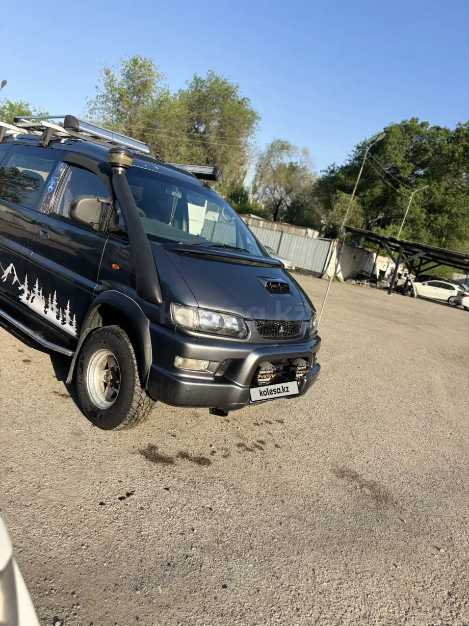 Mitsubishi Delica, 1998