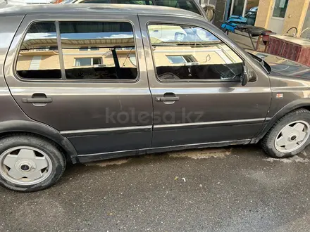 Volkswagen Golf 1994 года за 1 500 000 тг. в Шолаккорган